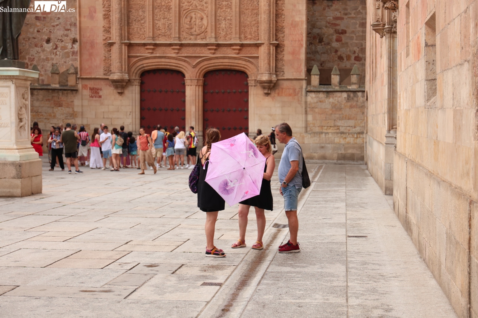 Tormenta de verano en Salamanca vacía el centro de la ciudad