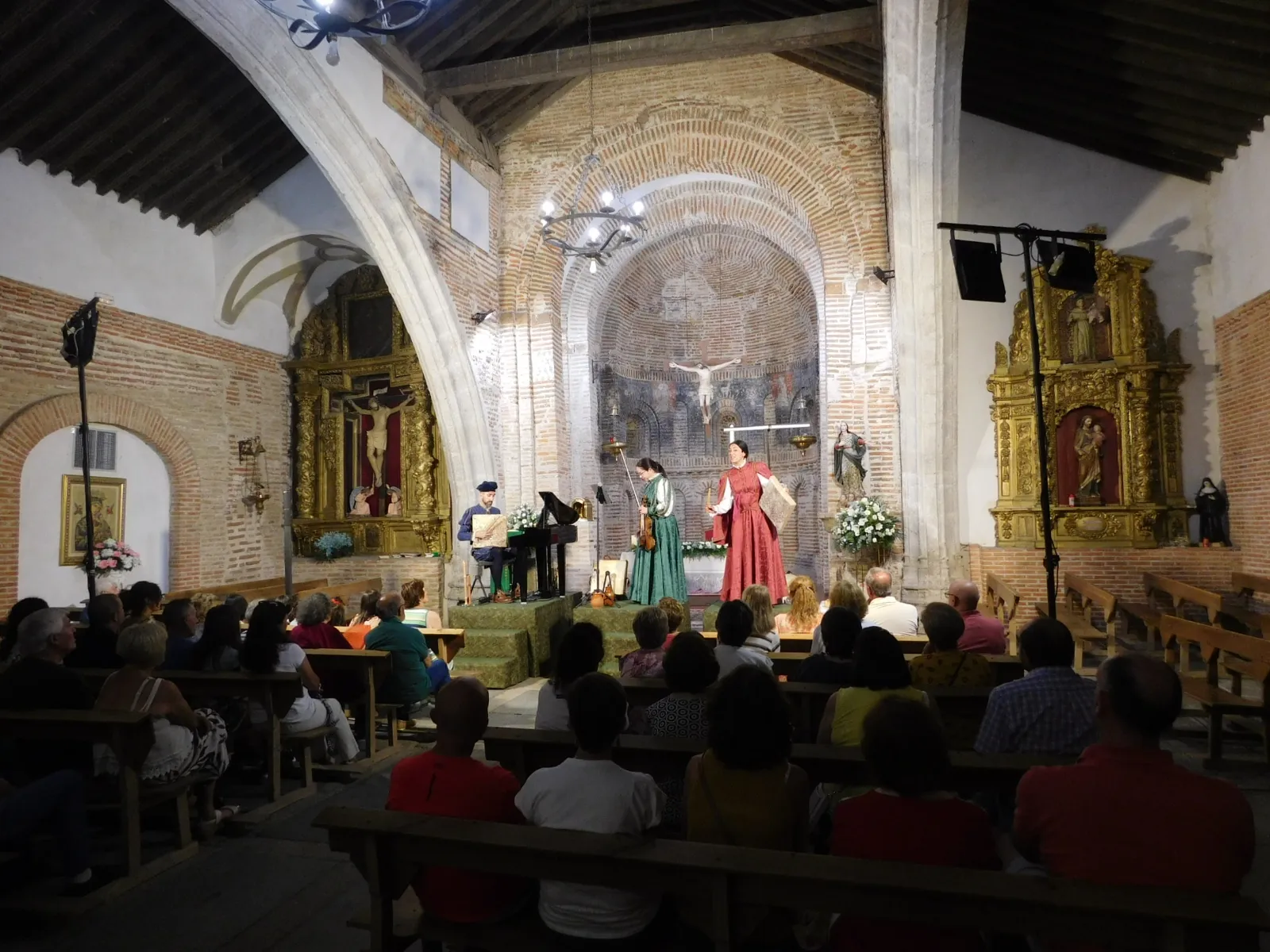 'Arcos y Ecos' en Aldeaseca de la Frontera