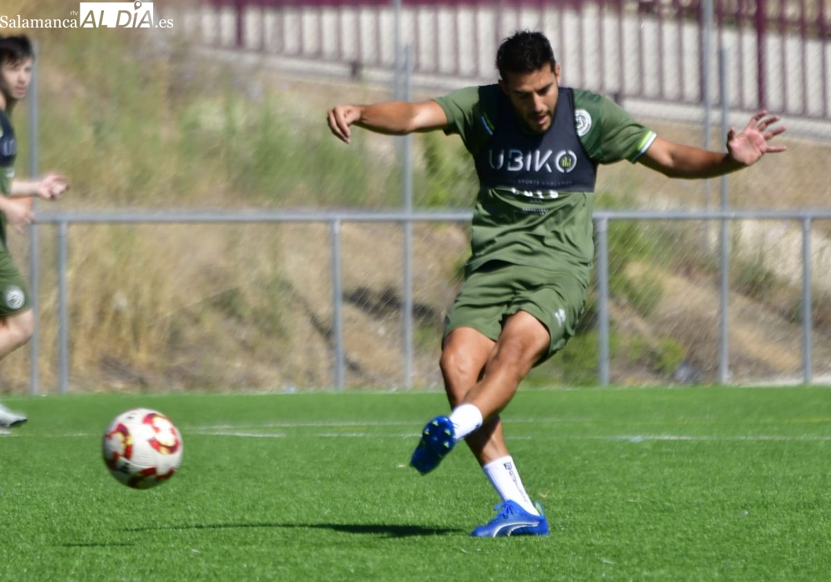 Unionistas: doble sesión, debut de Pachón y dos bajas