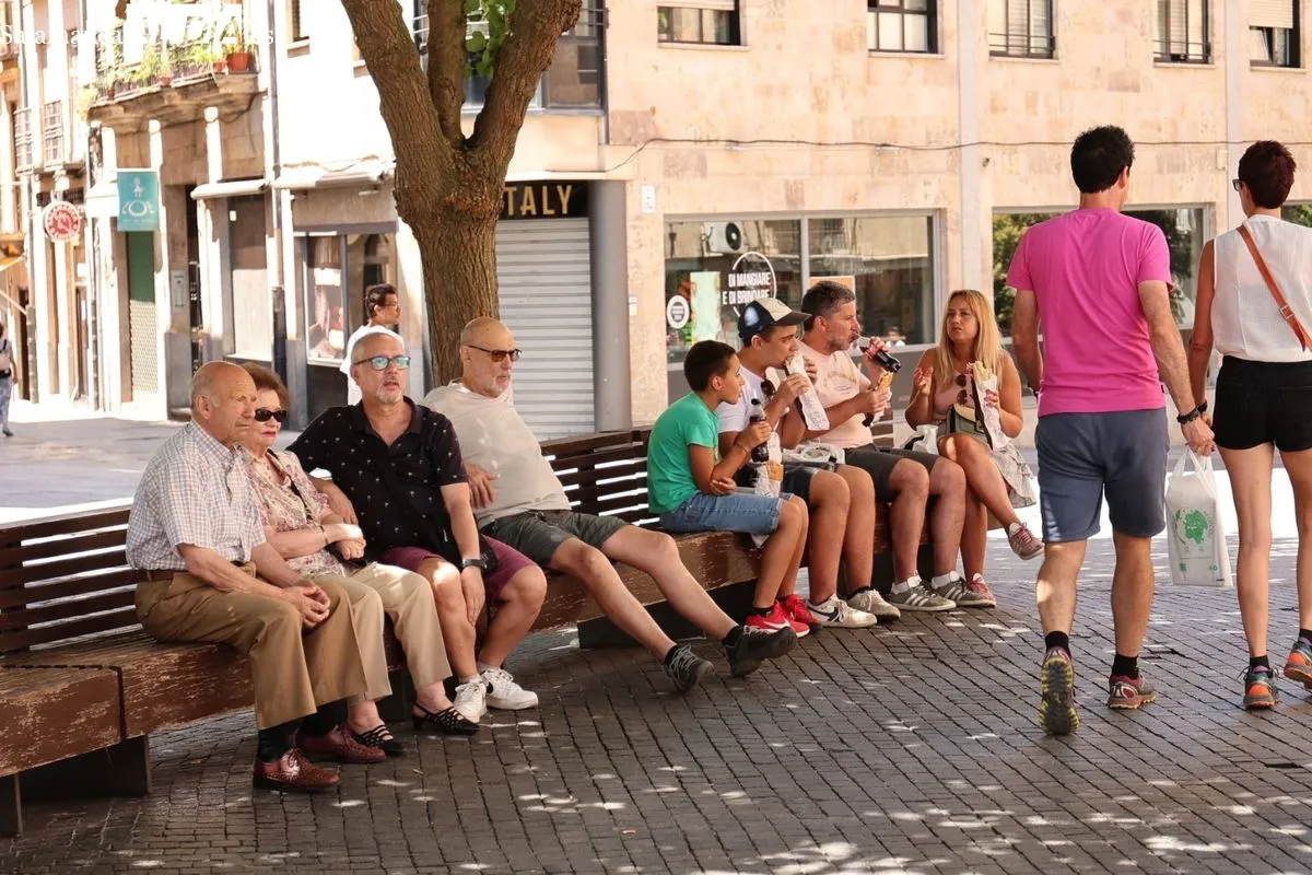 Ambiente en el centro de Salamanca este sábado 19 de julio. Fotos: David Sañudo