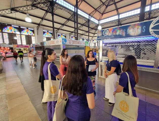 Estudiantes de UPSA y Chile llevan la 'Nutrición en Acción' a los más vulnerables de Salamanca