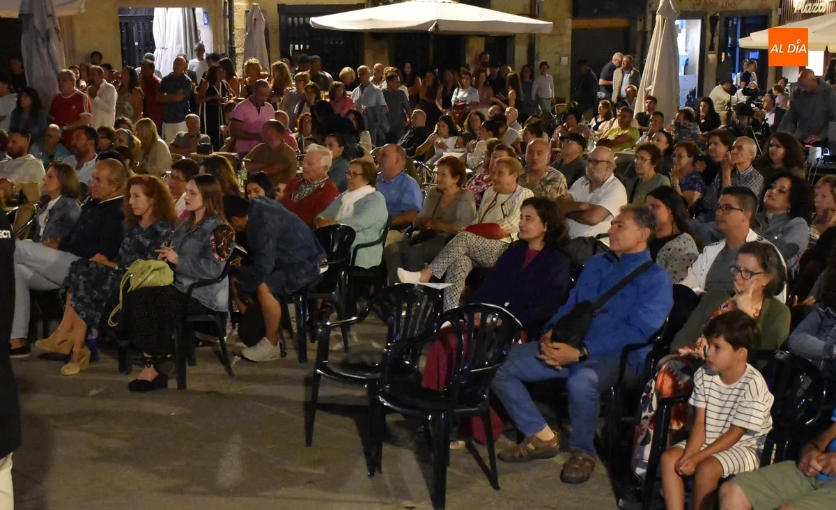 Foto 11 - Apote&oacute;sica velada de exaltaci&oacute;n de la tierra con &lsquo;La Primera Cena Charra&rsquo; encabezada por Lemus