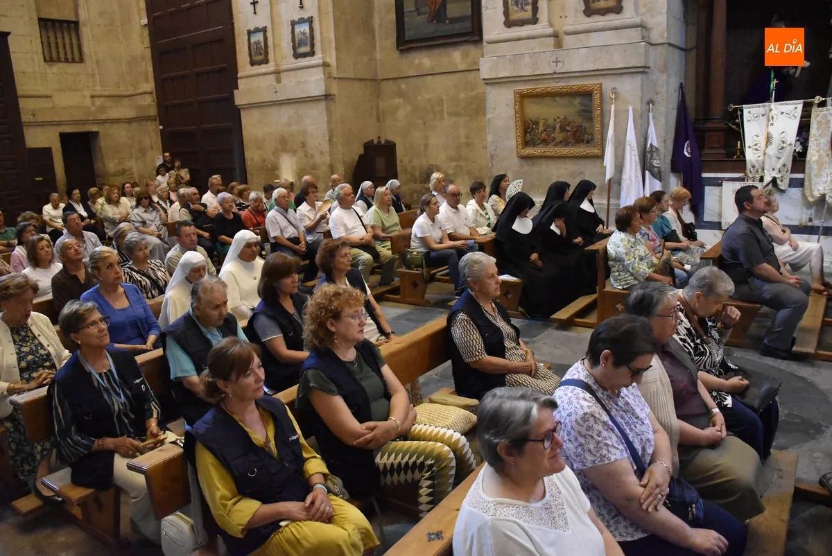 Foto 7 - Variadas sensibilidades del Arciprestazgo de Ciudad Rodrigo se re&uacute;nen para festejar el Jubileo