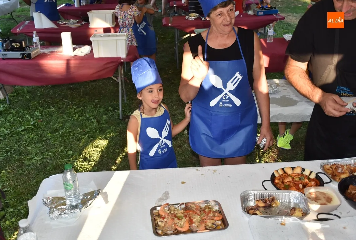 Foto 5 - Ra&uacute;l y Miguel Romo se llevan con sus Pechugas con bechamel la 2&ordf; sesi&oacute;n del concurso de cocina