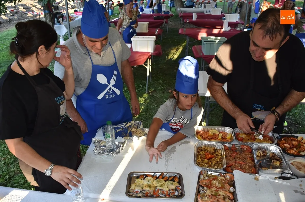 Foto 9 - Ra&uacute;l y Miguel Romo se llevan con sus Pechugas con bechamel la 2&ordf; sesi&oacute;n del concurso de cocina