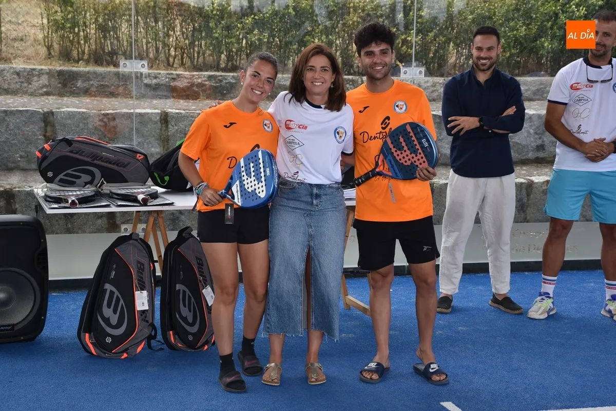 Foto 10 - Los hermanos Hugo y Mauro Hoyas ganan la categor&iacute;a principal del exitoso Torneo de P&aacute;del