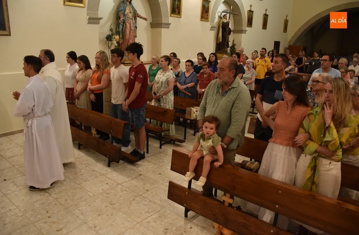 Foto 4 - La conmemoraci&oacute;n de la Virgen del Carmen alcanza sus horas culminantes
