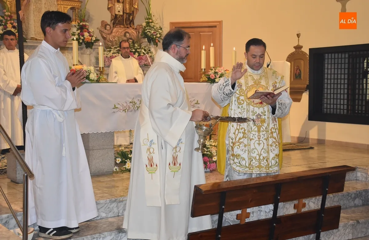 Foto 10 - La conmemoraci&oacute;n de la Virgen del Carmen alcanza sus horas culminantes
