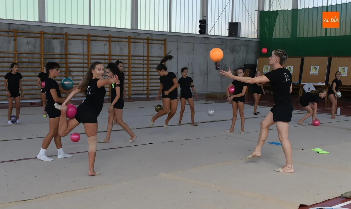 Foto 2 - El Campus de Gimnasta R&iacute;tmica recibe a Daniel Rodr&iacute;guez, vigente subcampe&oacute;n de Espa&ntilde;a