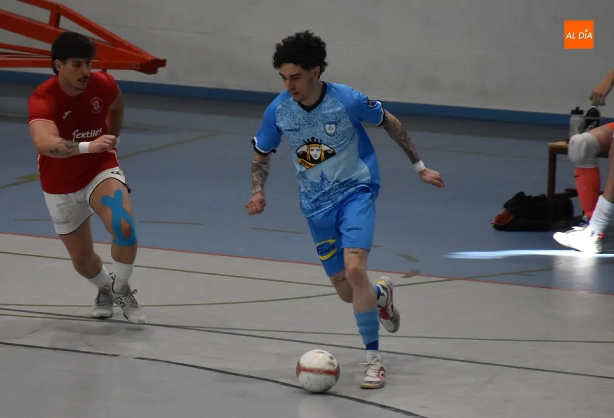Foto 3 - Jorge Crespo sube al 1&ordm; equipo del FS Salamanca