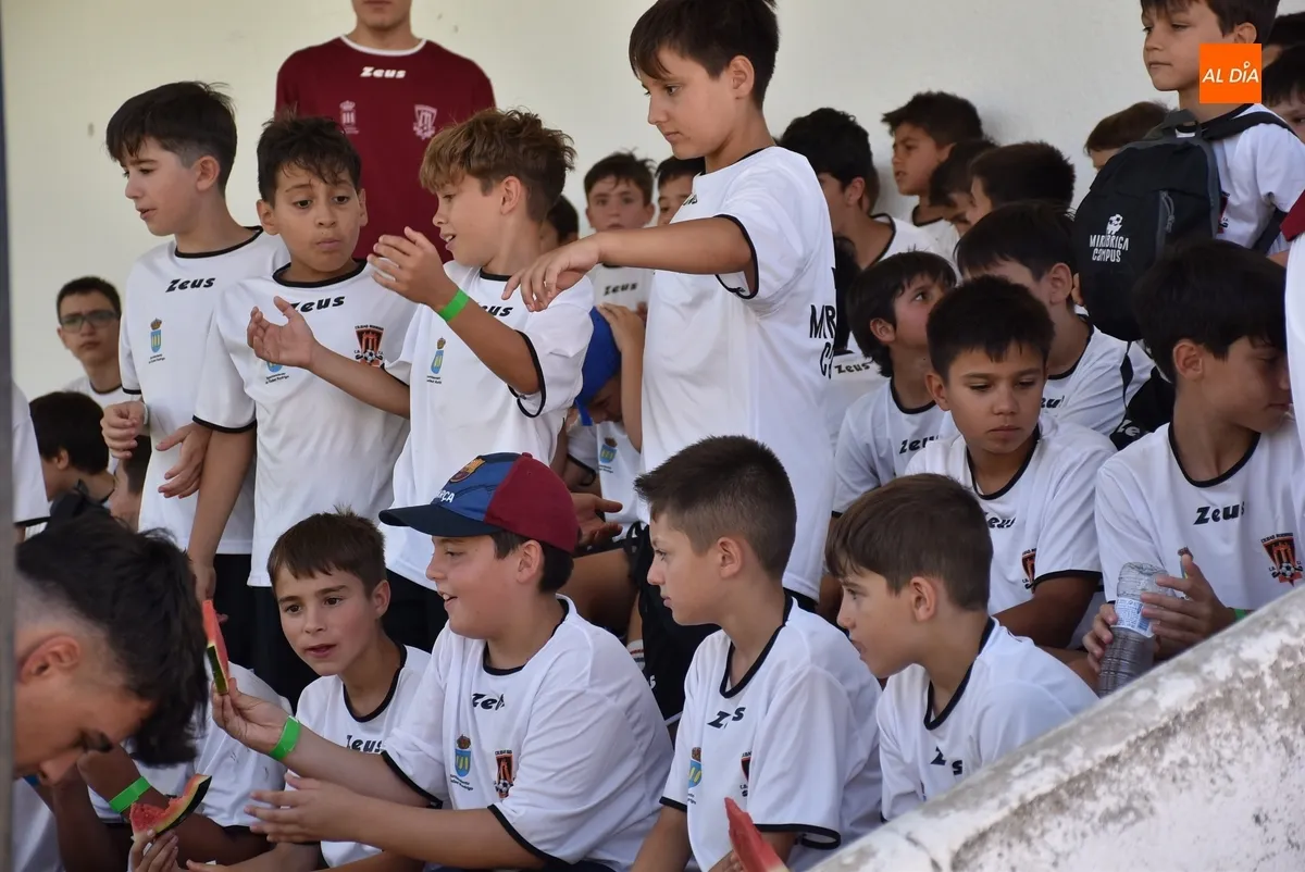 Foto 9 - El Mir&oacute;briga Campus inicia su actividad sobre el c&eacute;sped