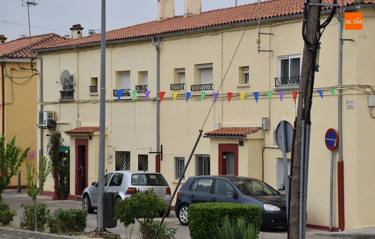 Foto 2 - Todo listo en el barrio de las Ranas para el inicio de sus fiestas veraniegas