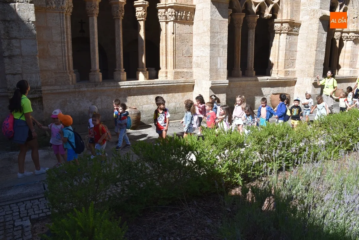 Foto 8 - Conciliamos cierra su primer turno visitando la Catedral de Santa Mar&iacute;a