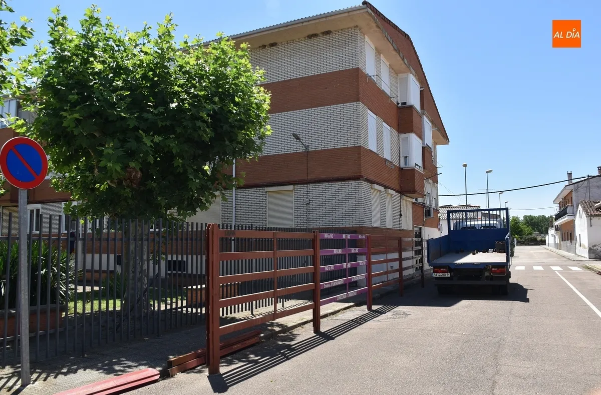Foto 8 - Las calles del Barrio Nuevo se preparan para su cita taurina del s&aacute;bado