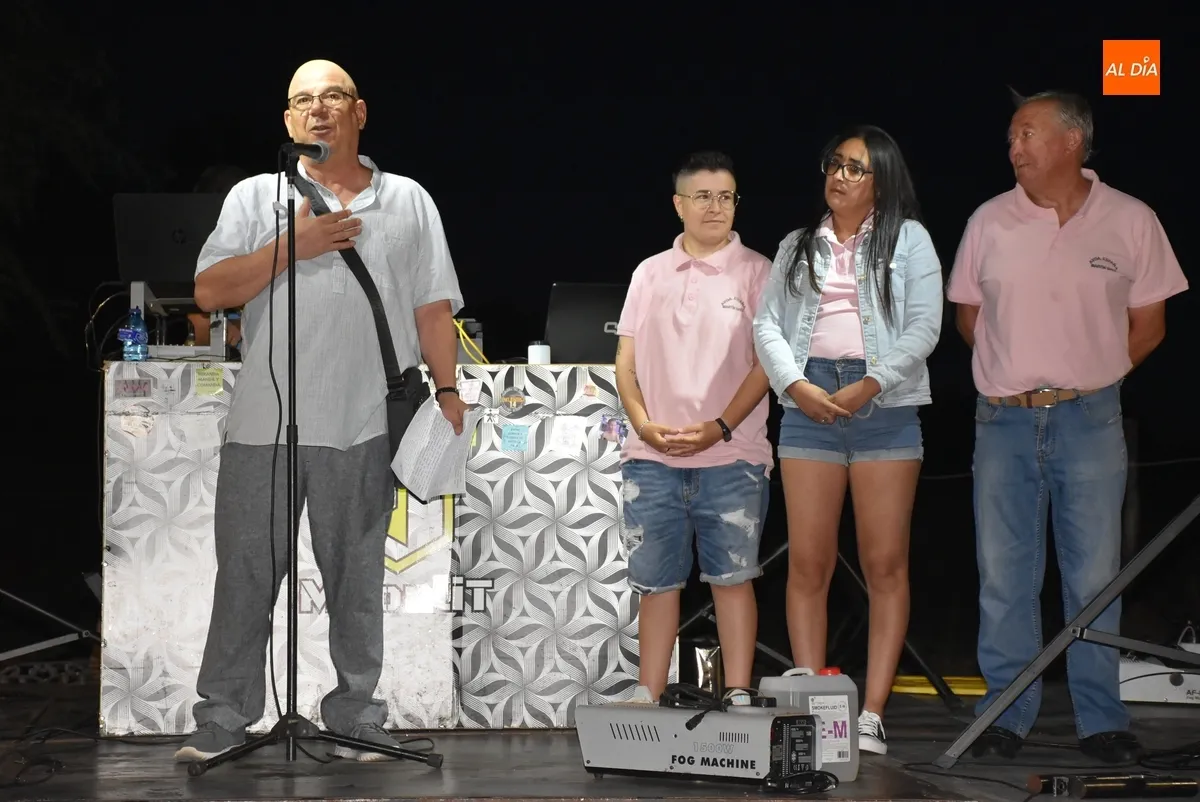 Foto 7 - Juan Rodr&iacute;guez Ventana homenajea a las madres en su preg&oacute;n para la Avenida de Espa&ntilde;a