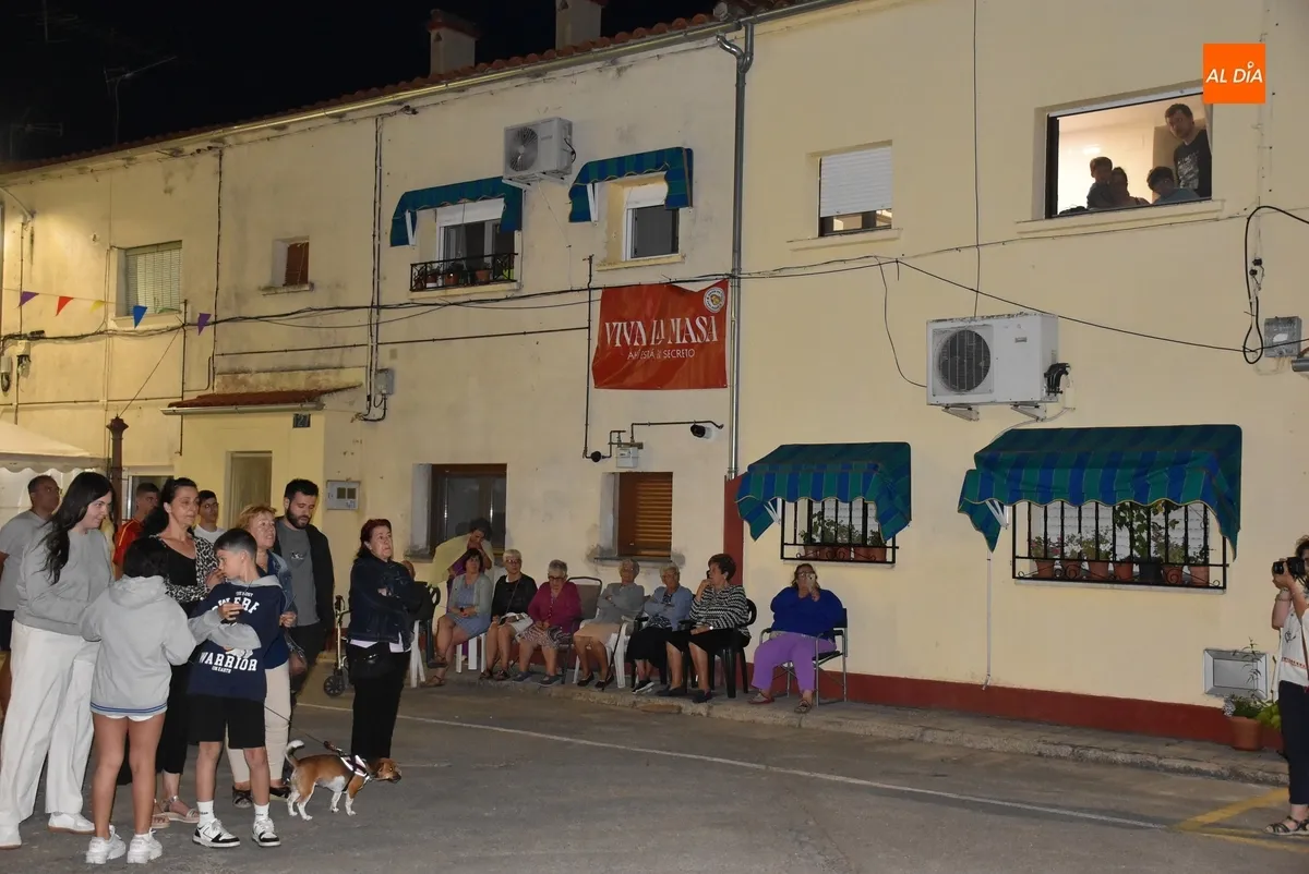 Foto 11 - Juan Rodr&iacute;guez Ventana homenajea a las madres en su preg&oacute;n para la Avenida de Espa&ntilde;a