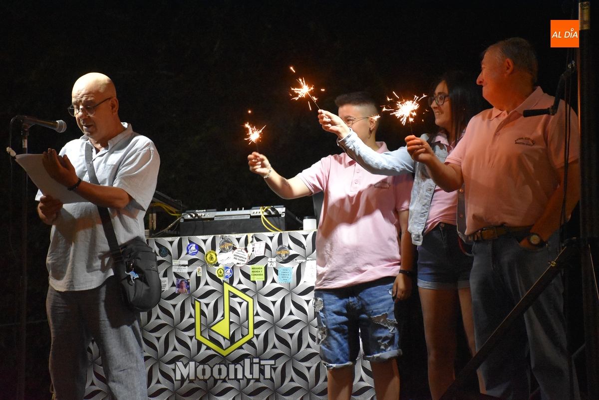 Juan Rodríguez Ventana homenajea a las madres en su pregón para la Avenida de España