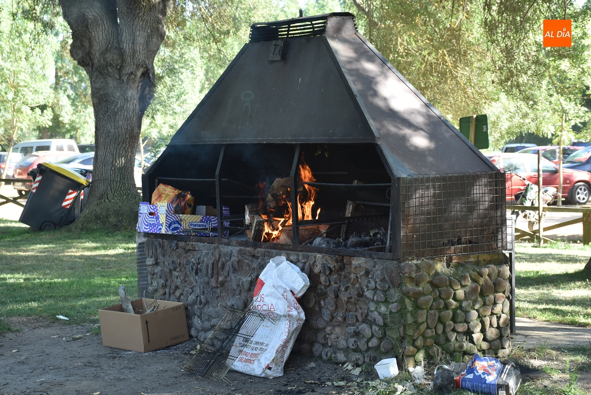 Prohibida la realización de barbacoas el miércoles y el jueves al decretarse la alerta por incendios