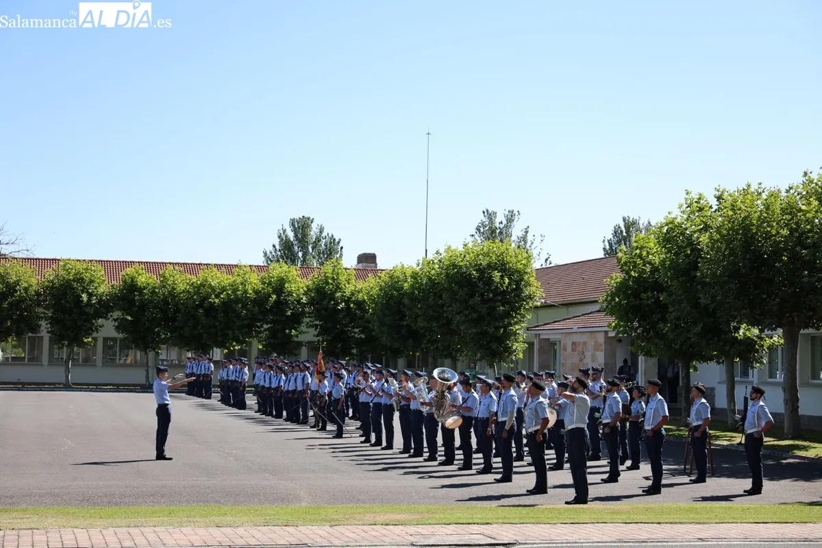 José Ignacio Ruiz de Eguilaz toma posesión como nuevo jefe de la Base Aérea de Matacán. Fotos de David Sañudo