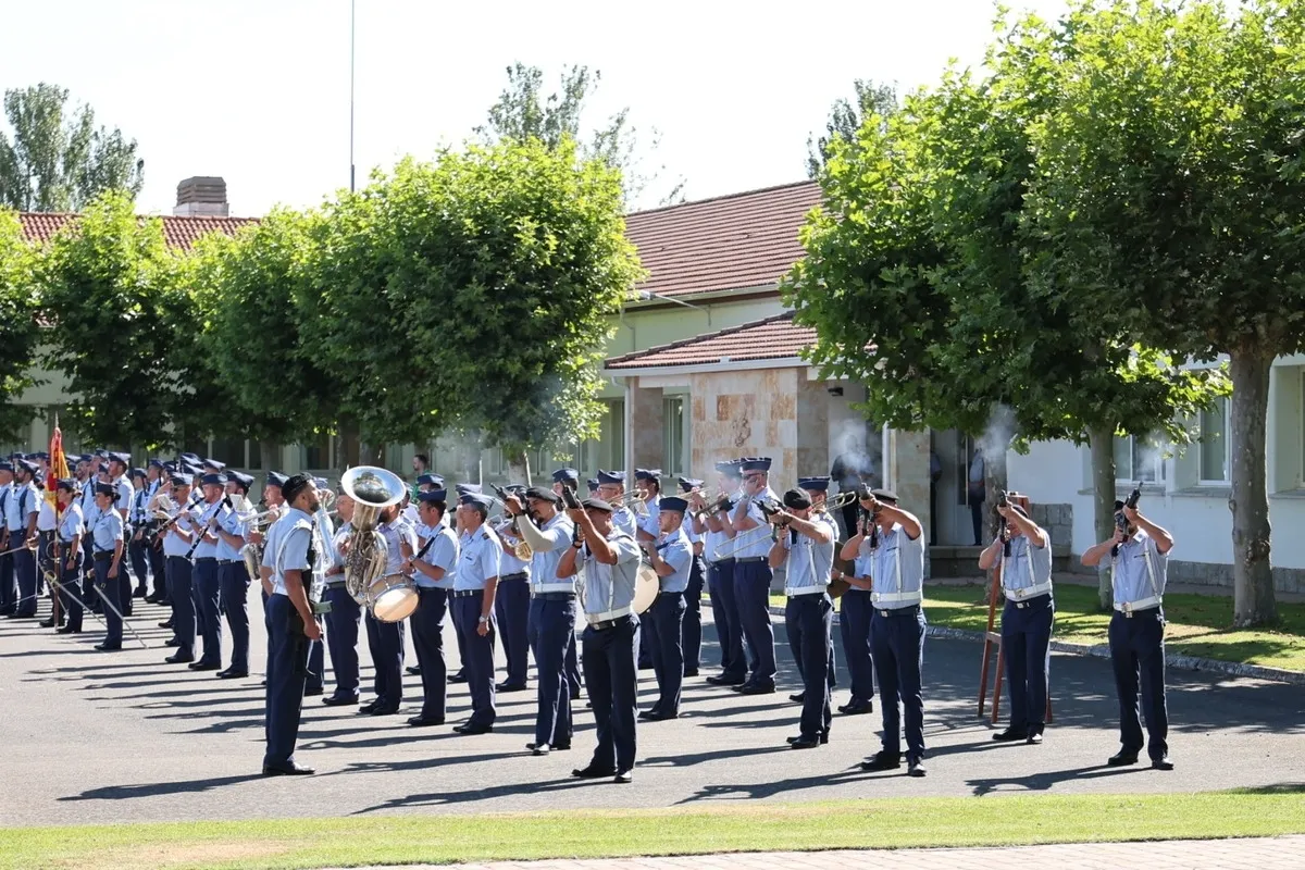 José Ignacio Ruiz de Eguilaz toma posesión como nuevo jefe de la Base Aérea de Matacán. Fotos de David Sañudo