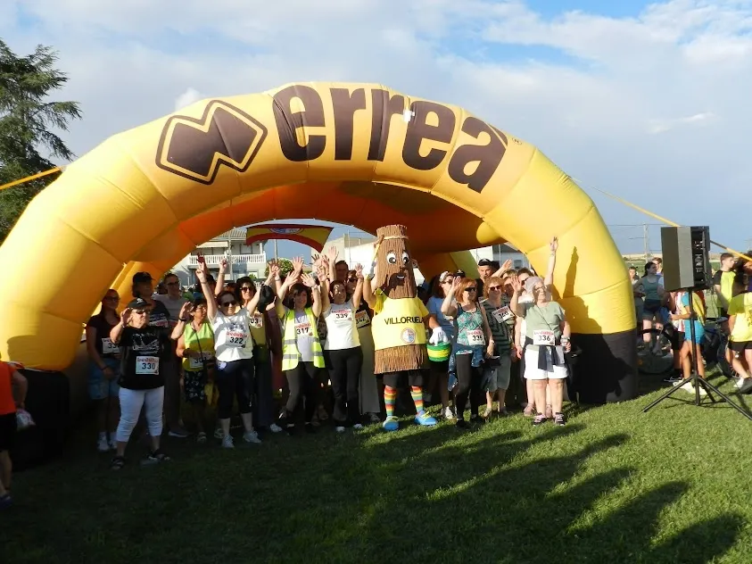 Foto 5 - Diego Bravo y Gema Mart&iacute;n se llevan la XVII Carrera Popular de Villoruela