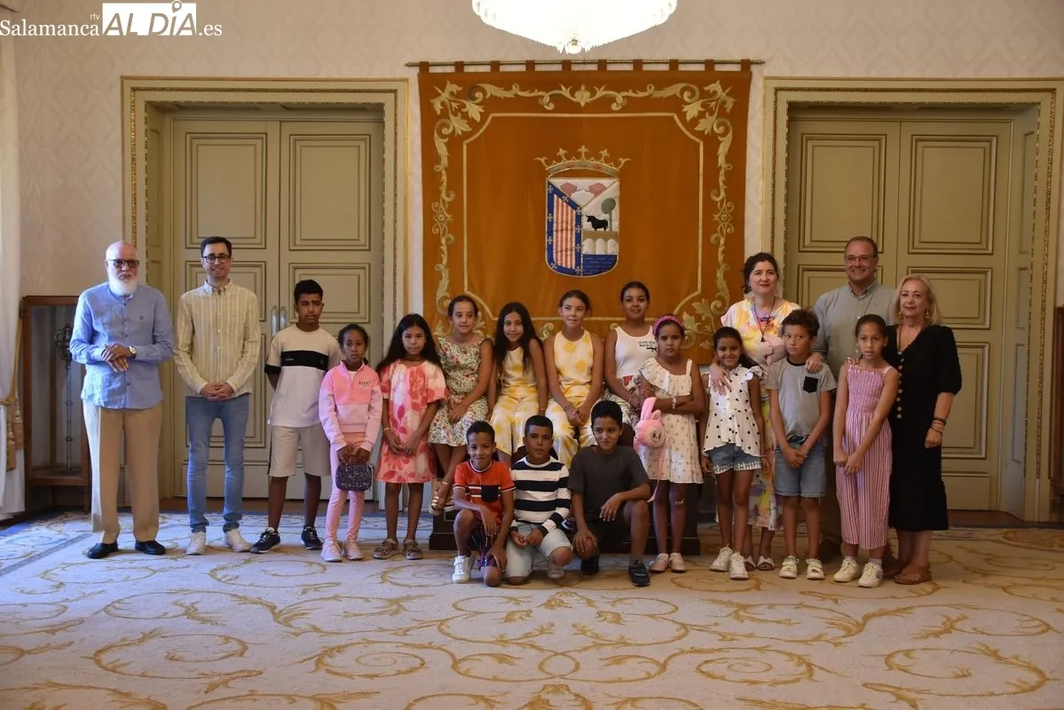 Recepción de los niños saharauis del programa 