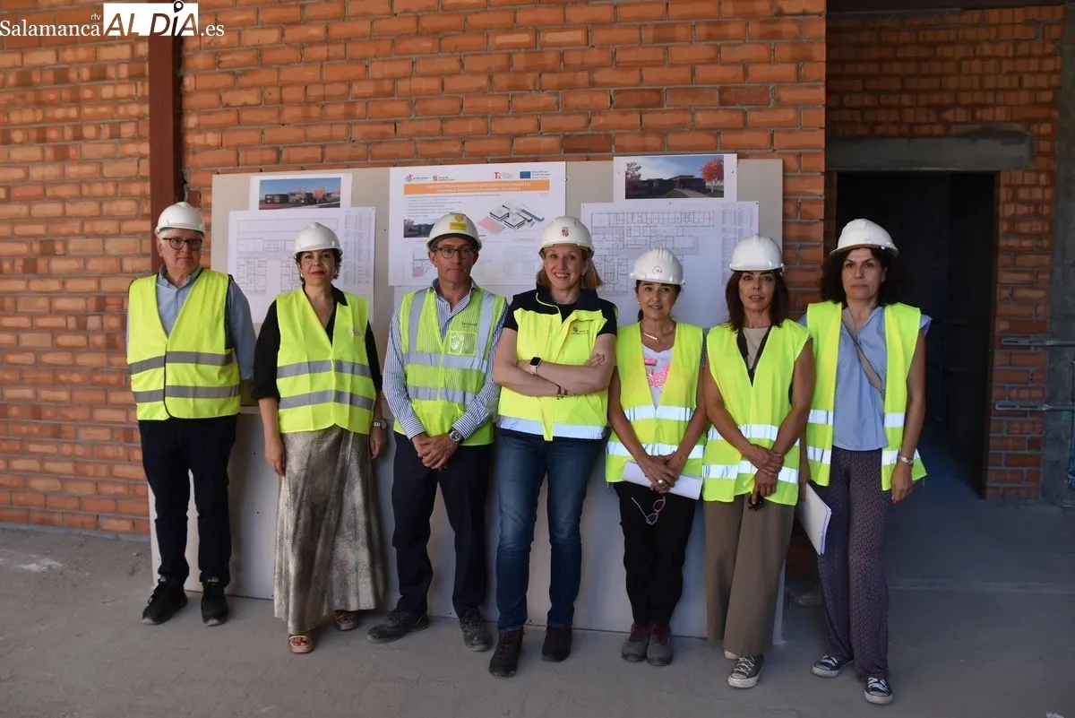 Visita de la consejera de Familia e Igualdad de Oportunidades, Isabel Blanco a las obras del futuro centro de protección 'Los Molinos'. Fotos de Miguel González