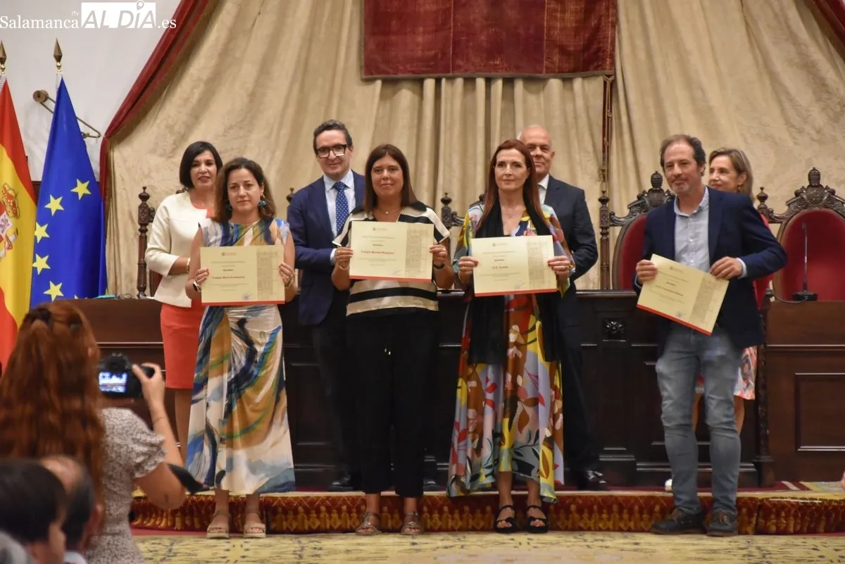 Reconocimiento a los 100 mejores notas de la PAU. Fotos de Miguel González