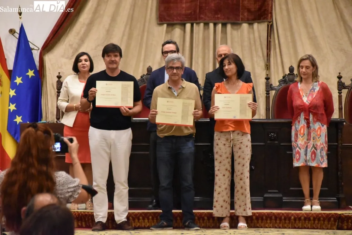 Reconocimiento a los 100 mejores notas de la PAU. Fotos de Miguel González