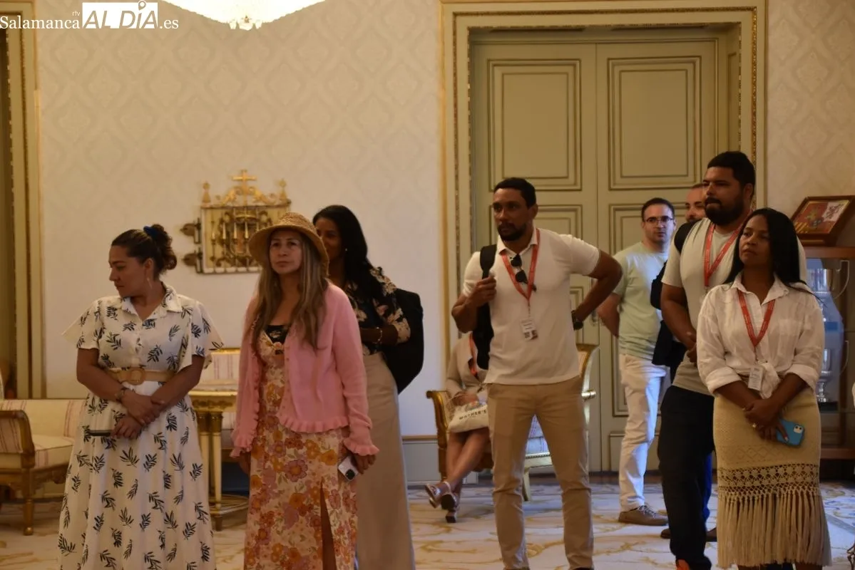 Recepción en el Ayuntamiento de Salamanca por el concejal de educación Luís Sánchez 
