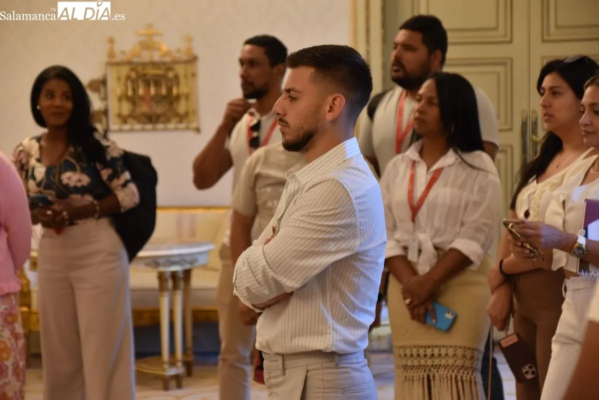 Recepción en el Ayuntamiento de Salamanca por el concejal de educación Luís Sánchez 
