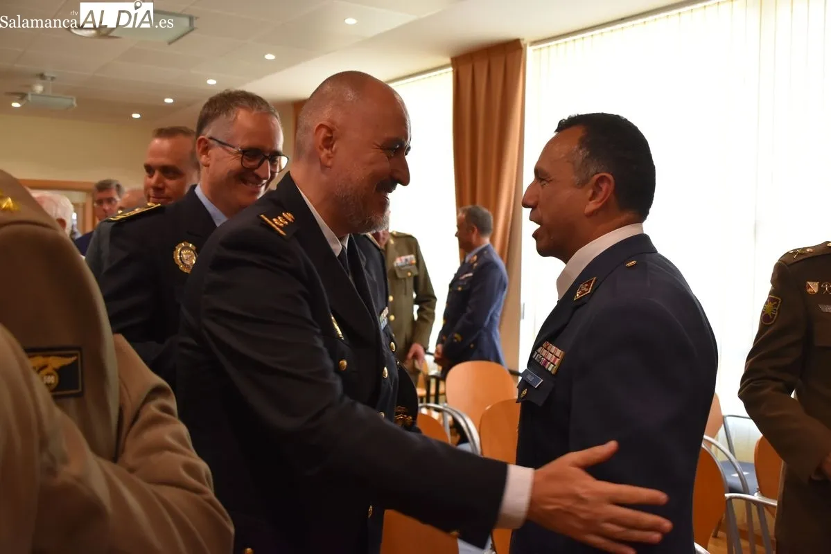 Toma de posesión del coronel José Gallo Rosales como Subdelegado de Defensa en Salamanca. Fotos de Miguel González