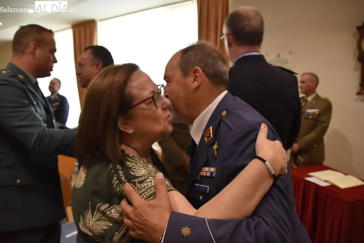Toma de posesión del coronel José Gallo Rosales como Subdelegado de Defensa en Salamanca. Fotos de Miguel González