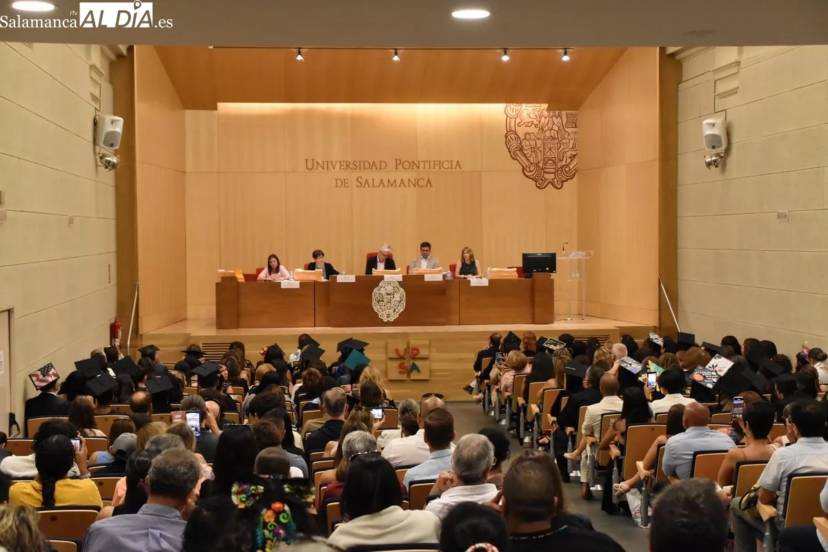 La UPSA gradúa a 110 profesores internacionales de Lengua y Cultura Española | FOTOS: Miguel González 