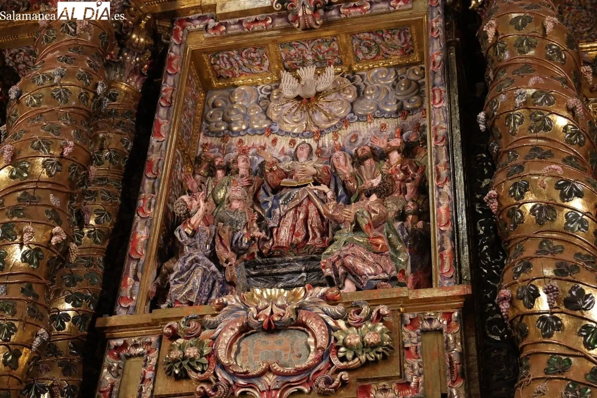 El consejero de Cultura, Turismo y Deporte, Gonzalo Santonja, y el rector de la UPSA, Santiago García-Jalón, presentaban las mejoras en la Clerecía. Foto de David Sañudo