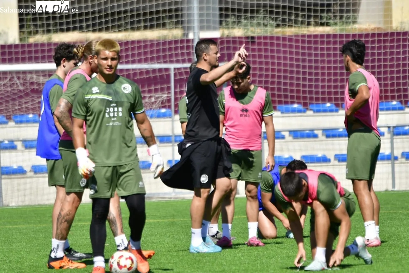 Unionistas aprieta en la pretemporada con doble sesión, dos jugadores al margen y Pachón en los entrenamientos 