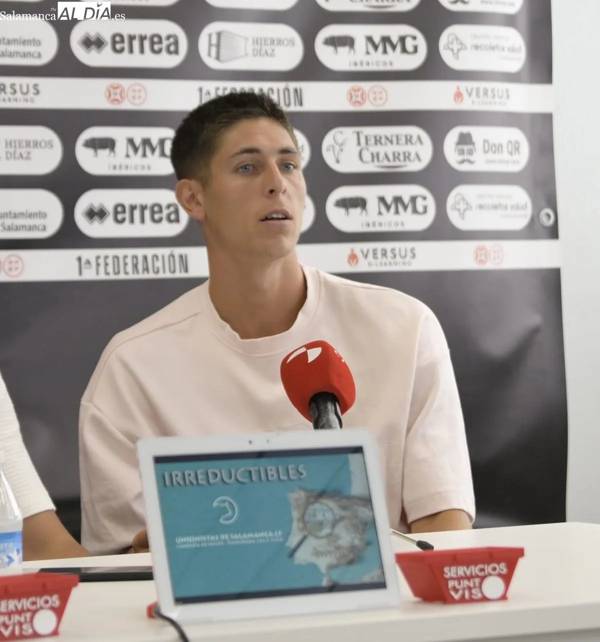Presentación de Gorjón y Farru como nuevos jugadores de Unionistas