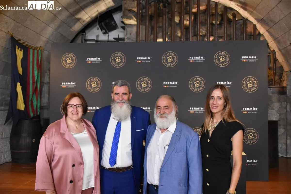 Acto de Embutidos Fermín en La Alberca, con motivo del 20 aniversario de sus exportaciones a Estados Unidos. Foto de Miguel A. González
