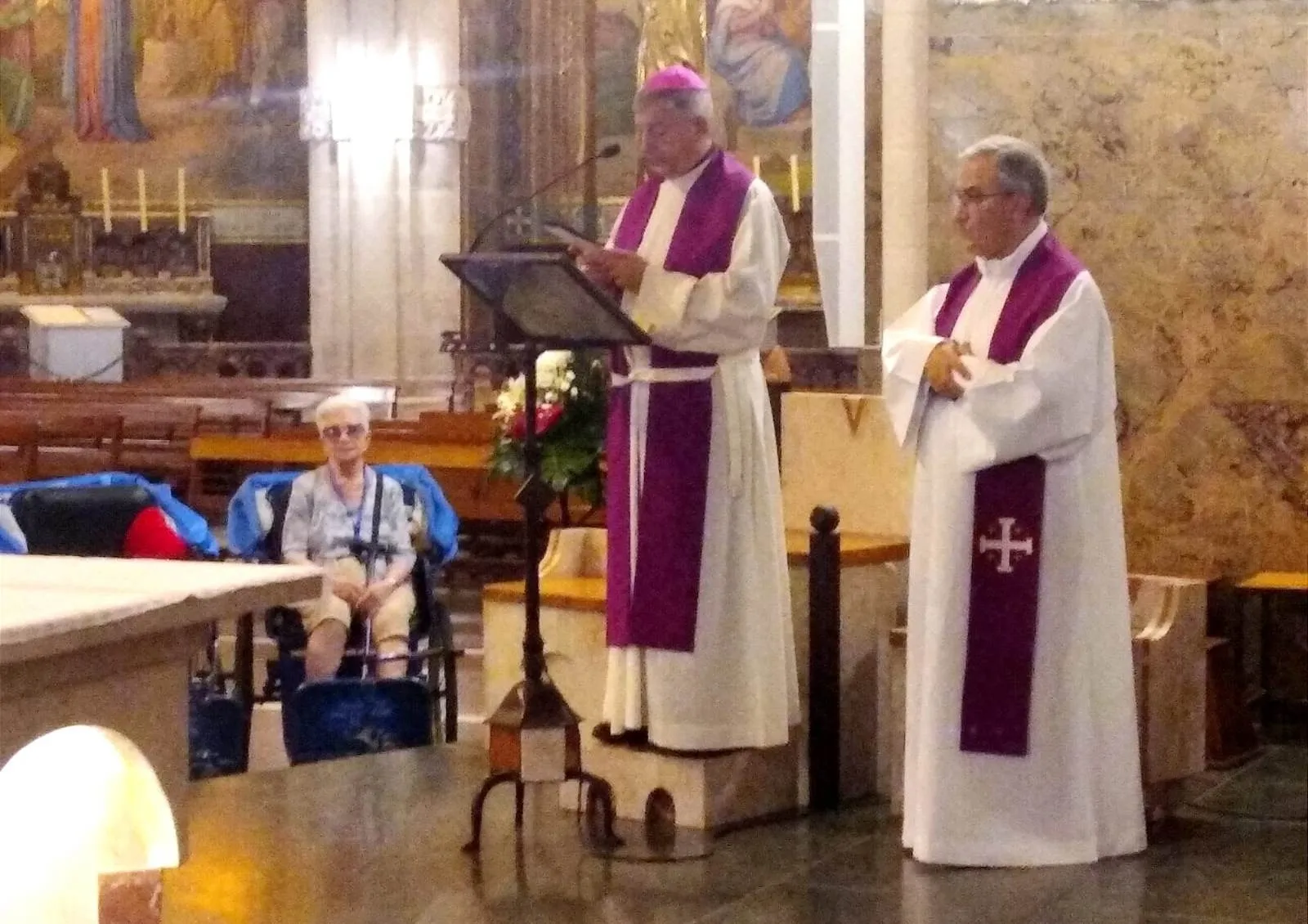 Foto 2 - Los peregrinos diocesanos se empapan de la espiritualidad del Santuario de Lourdes
