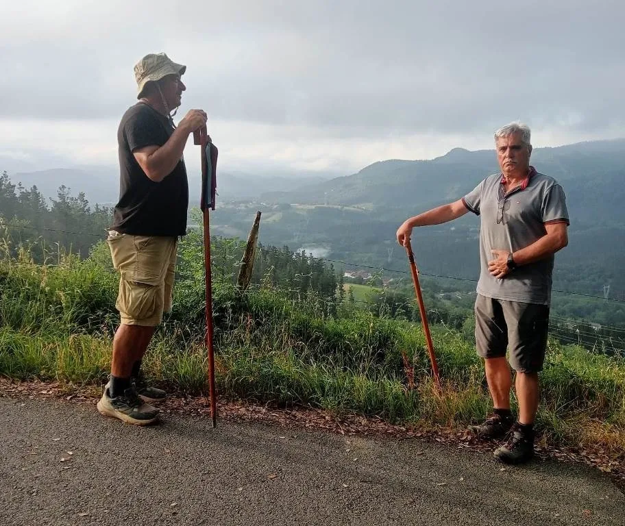 Foto 6 - Los mirobrigenses fans del Camino de Santiago completan la etapa Ir&uacute;n-Bilbao del Camino del Norte