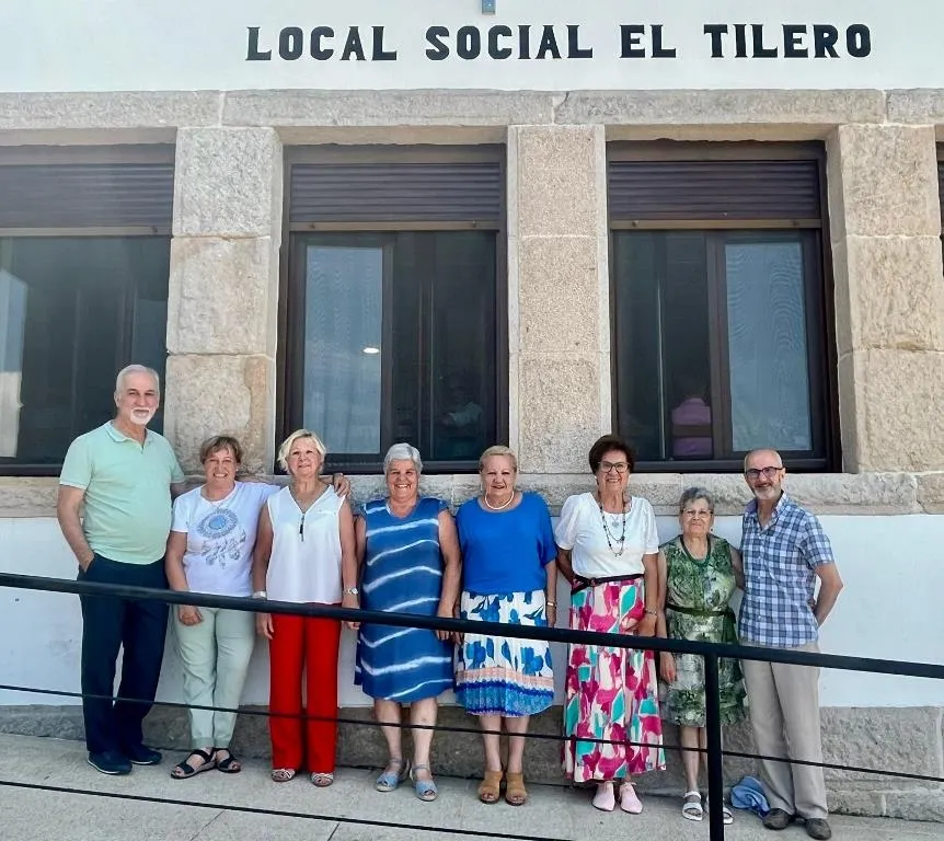 Foto 2 - El Tilero de Navasfr&iacute;as recupera la misa en el estreno de su nueva Ejecutiva en su fiesta anual