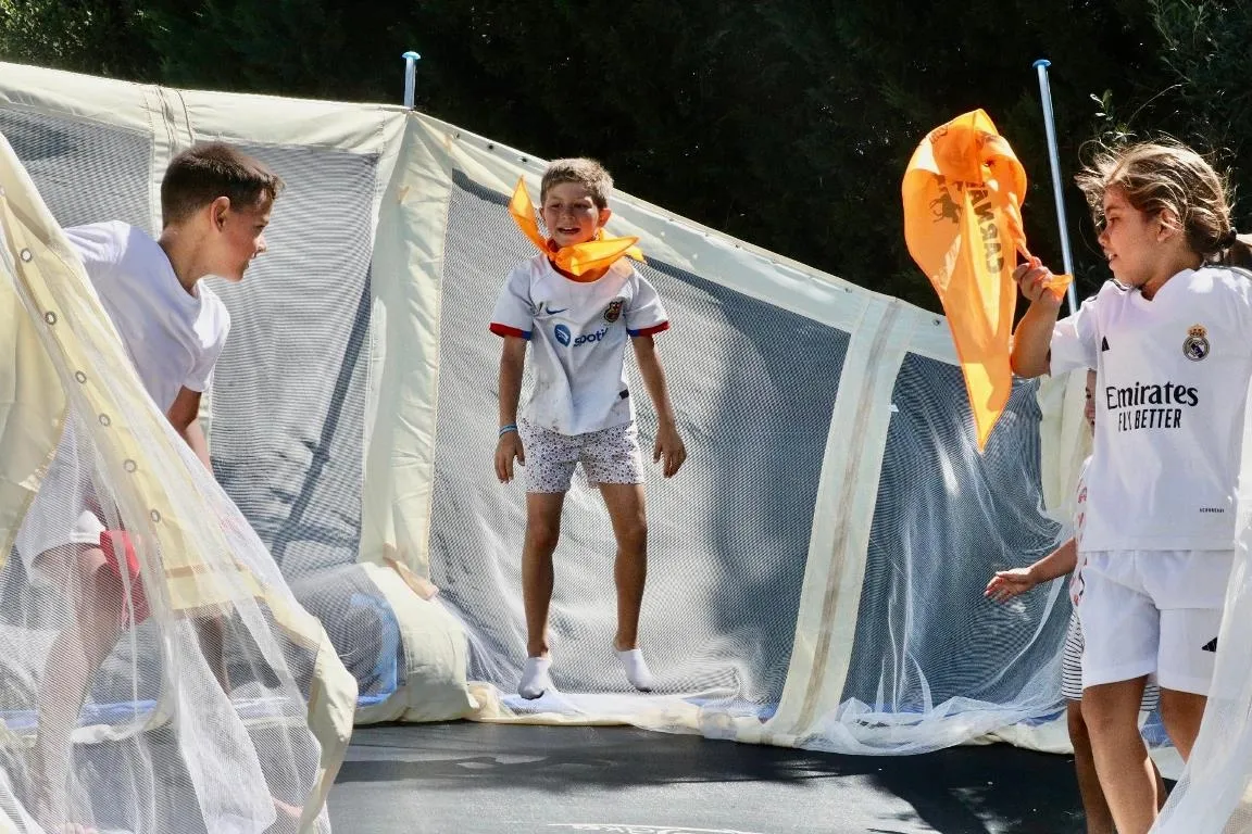 Foto 2 - La celebraci&oacute;n de San Ferm&iacute;n llega al Campamento Urbano de Fuentes de O&ntilde;oro