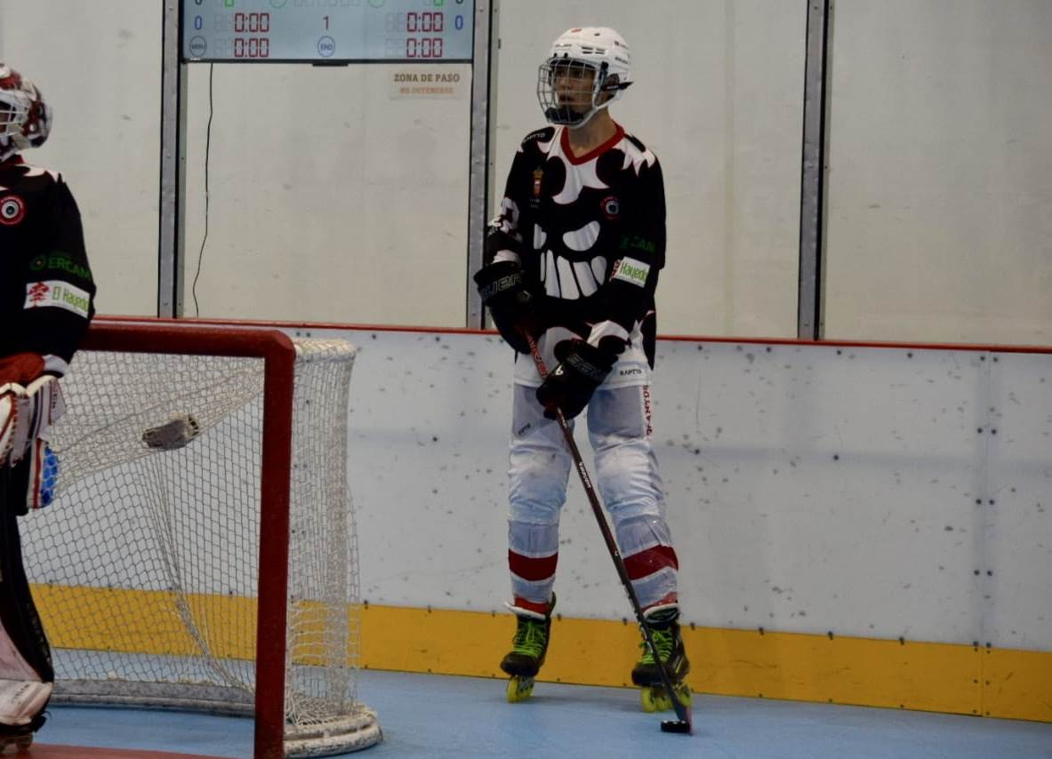Álvaro Magdalena Ledesma despunta en hockey línea con logros en su categoría e incluso en la superior