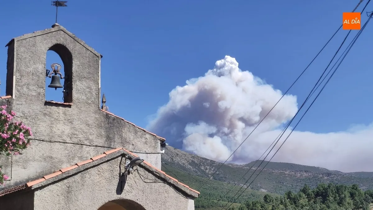 Foto 3 - Preocupaci&oacute;n en lugares como Vegas de Domingo Rey ante el grave incendio en Las Hurdes