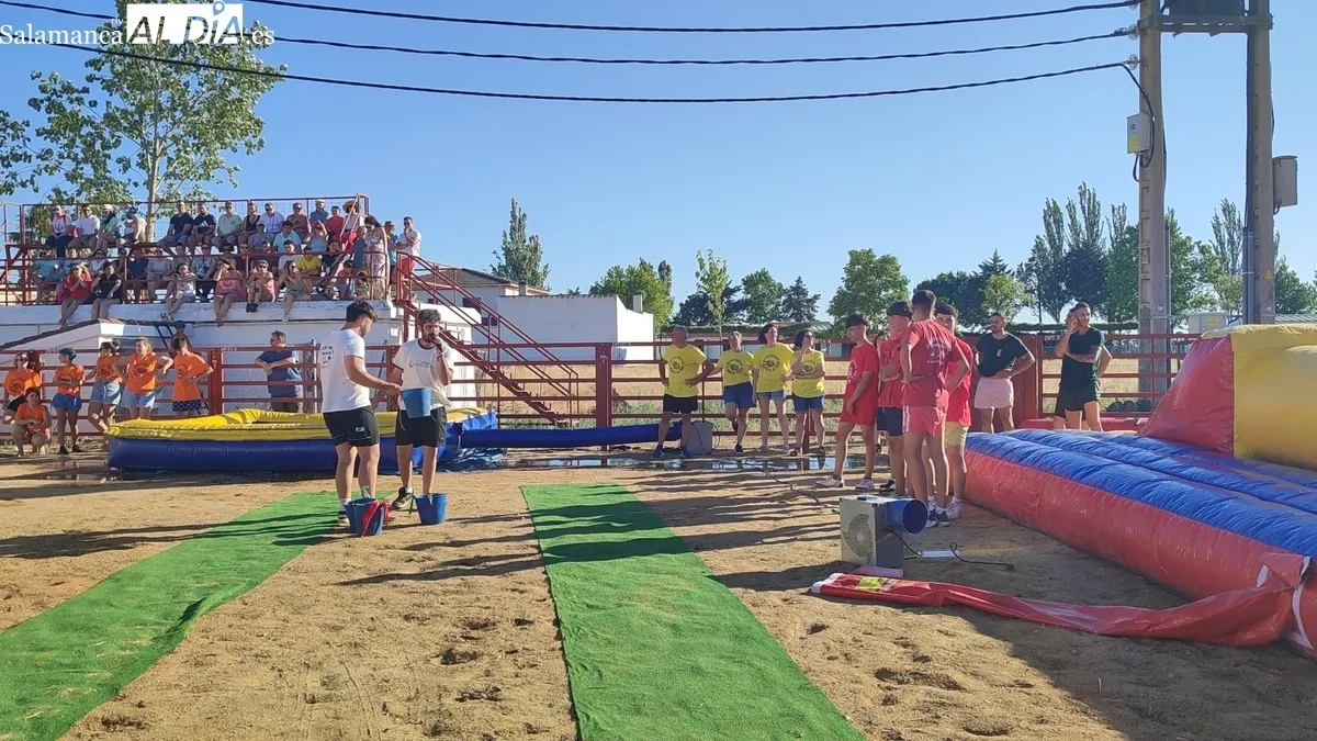 Divertida tarde en Boada con el Humor Amarillo de Encierros Infantiles Huertos / CORRAL