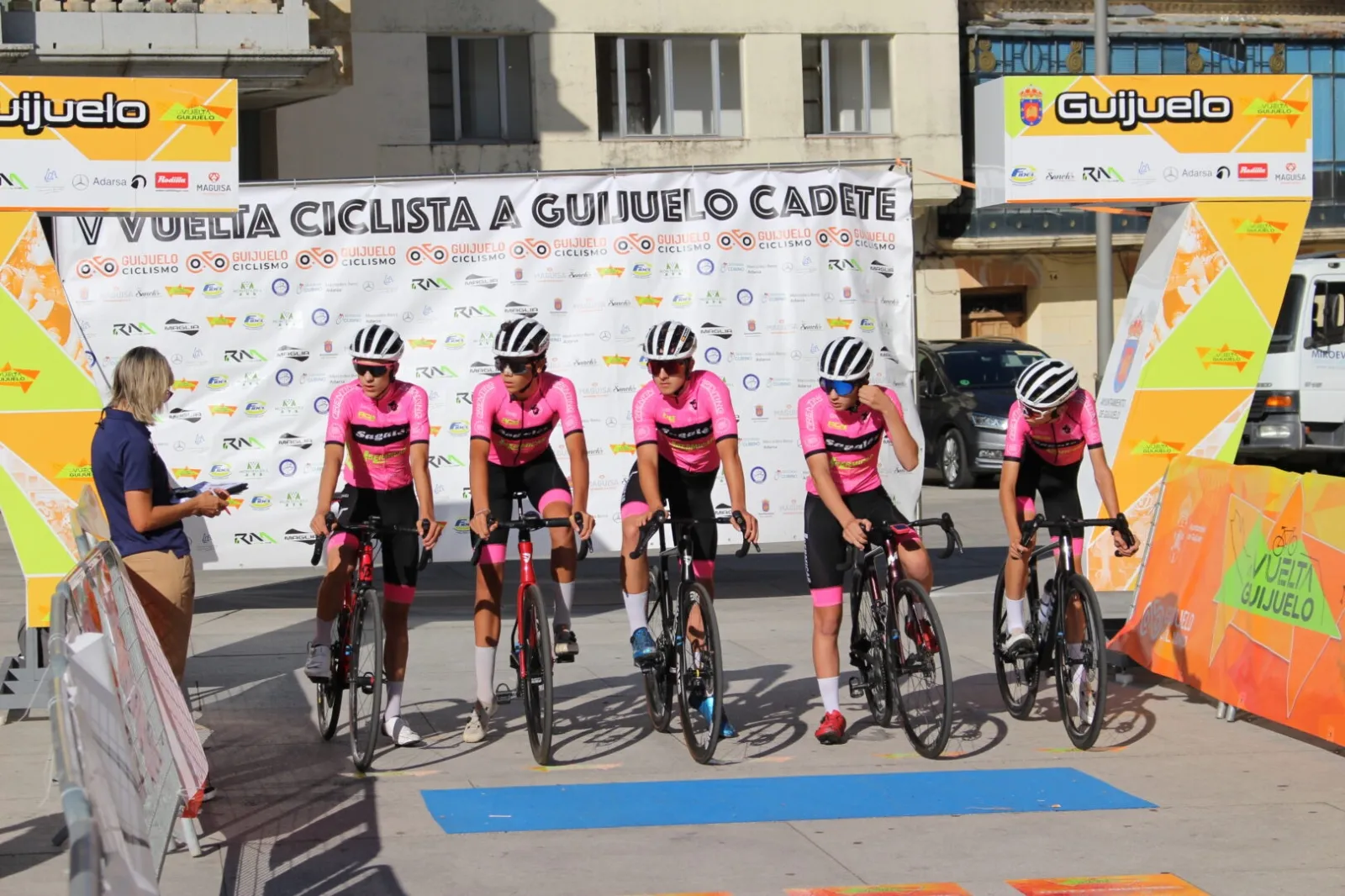 Portugal revalida su dominio en la crono por equipos de Guijuelo por menos de un segundo | FOTOS: Ayto de Guijuelo  