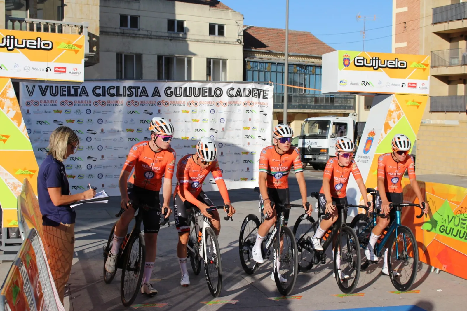 Portugal revalida su dominio en la crono por equipos de Guijuelo por menos de un segundo | FOTOS: Ayto de Guijuelo  