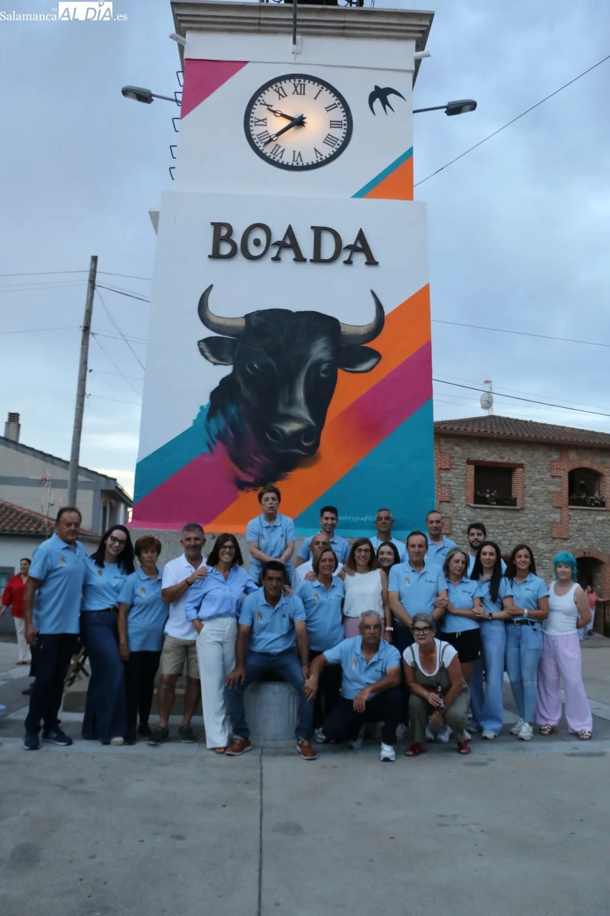 Vibrante arranque de fiestas en Boada con las peñas y los pregoneros como protagonistas / CORRAL