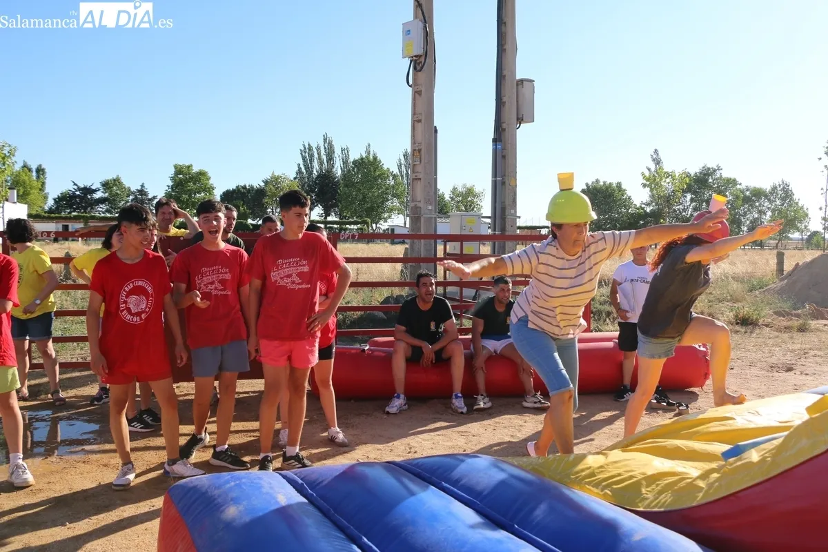 Divertida tarde en Boada con el Humor Amarillo de Encierros Infantiles Huertos / CORRAL