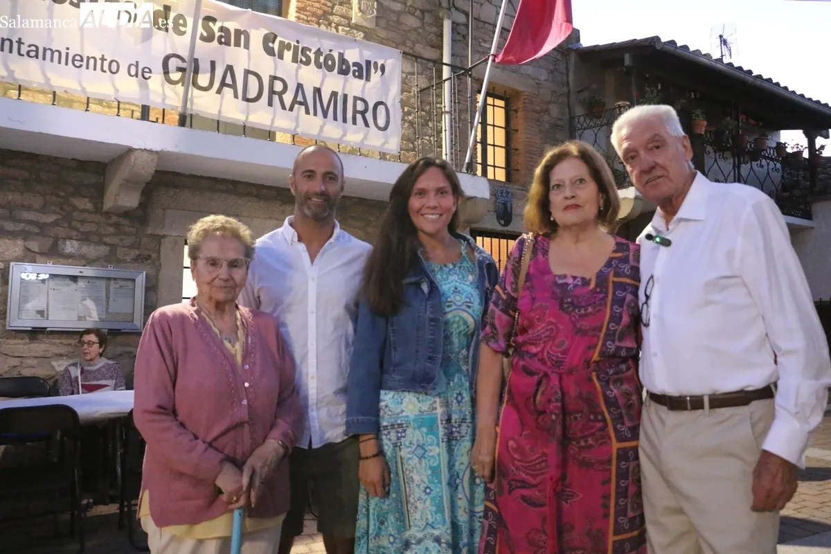 Guadramiro iniciaba este viernes oficialmente las fiestas con el pregón de Teófilo del Arco / CORRAL 